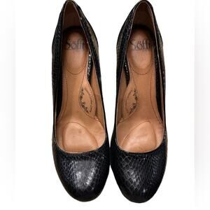 Sofft Women’s Black Leather Snakeskin Print Pumps with small Platform Size 9